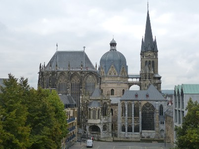 Der Dom in Aachen Foto Falco / Pixabay